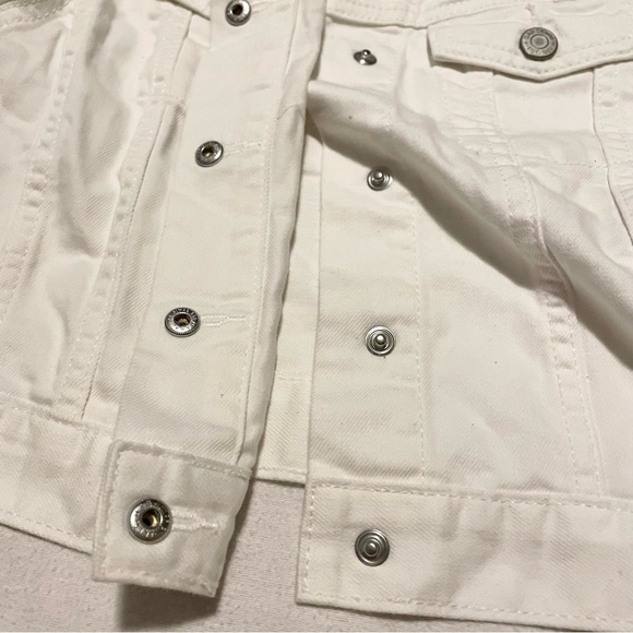 GAP Kids White Denim Jacket Size Medium - Picture 10 of 16